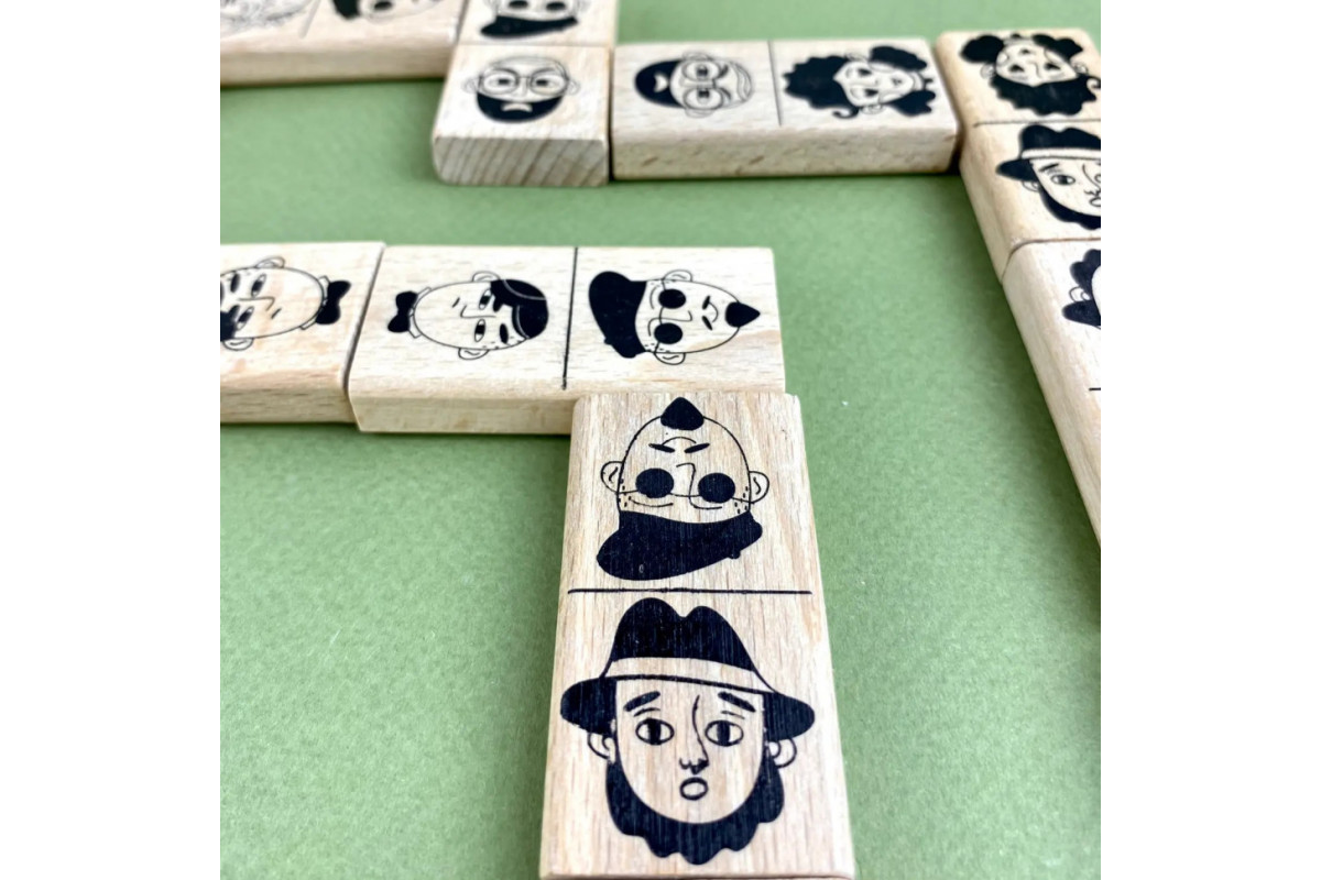 Настольная игра Домино Настольная игра Домино