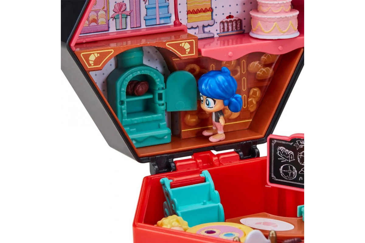 Ігровий набір «Леді Баг і Супер-Кіт» серії «Chibi» Пекарня Буланжері» Miraculous 50551 Ігровий набір «Леді Баг і Супер-Кіт» серії «Chibi» Пекарня Буланжері» Miraculous 50551