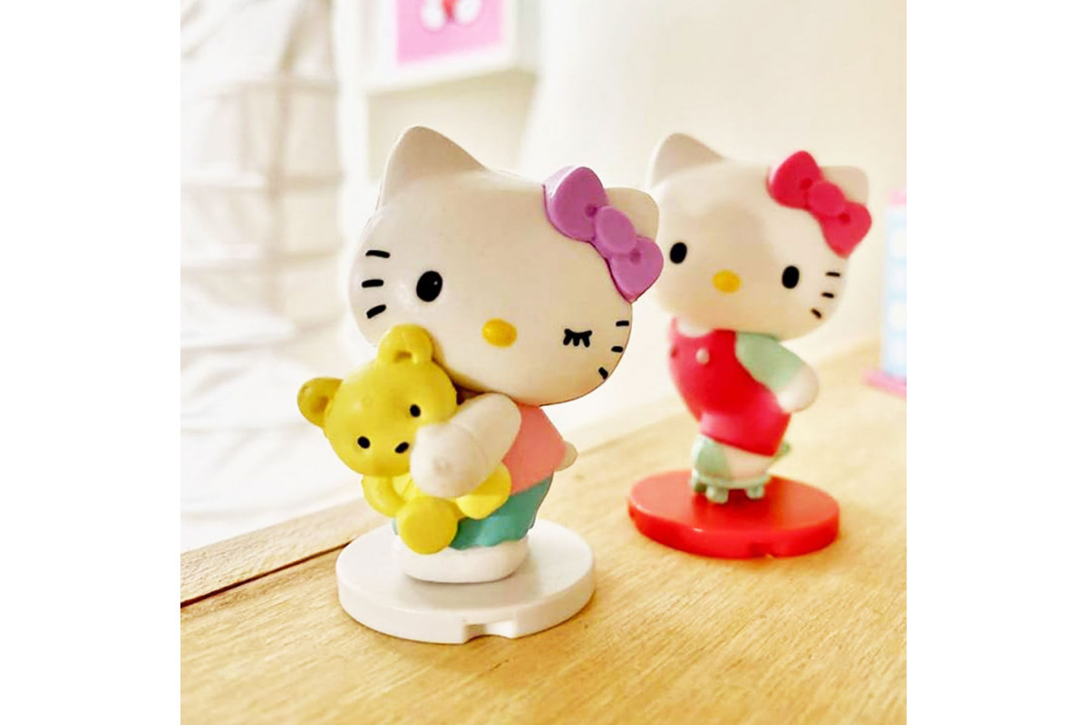 Колекційна фігурка-сюрприз Милашки Hello Kitty #sbabam 39/CN23 серія 'YOU YOU' Колекційна фігурка-сюрприз Милашки Hello Kitty #sbabam 39/CN23 серія 'YOU YOU'