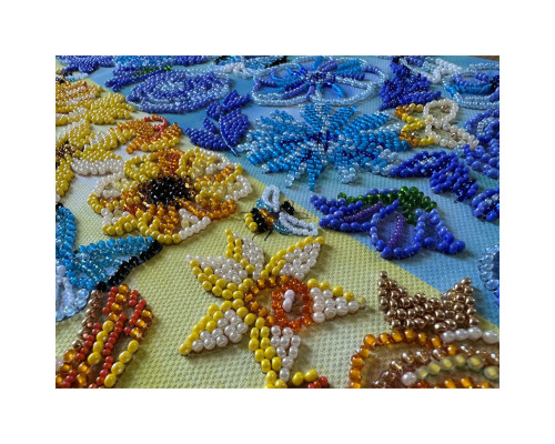 Набір для вишивання бісером "Квітуче земле" AB-870 41х27 см