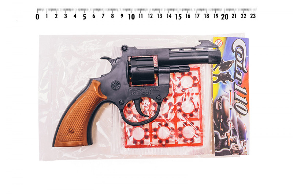 Іграшковий револьвер "Кольт" Golden Gun 110 / 120GG з пістонами Іграшковий револьвер "Кольт" Golden Gun 110 / 120GG з пістонами