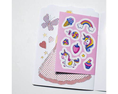 Водна розмальовка "Принцеси" 10171025, 8 сторінок, 22 наліпки