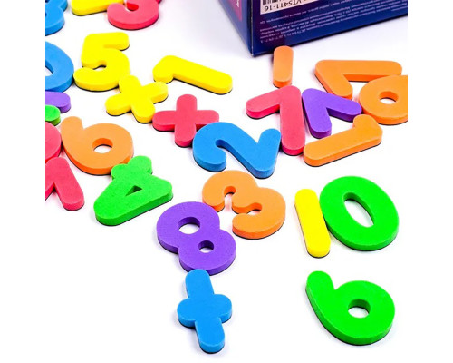 Гра настільна "Магнітний набір. Математика" VT5411-16