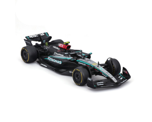 Коллекционная автомодель Mercedes-AMG F1 W15 Performance (2024) Bburago 18-38208, 1:43 масштаб