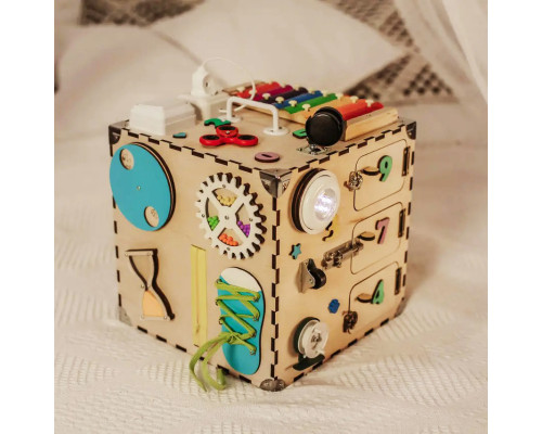 Розвиваюча іграшка Бізікуб Temple Group TG200126 30х30х30см Натуральний