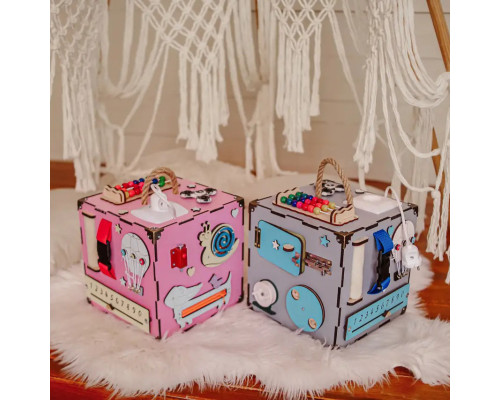 Развивающая игрушка Бизикуб Temple Group TG200162 23х23х23 см Розовый