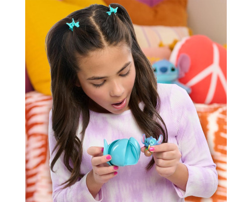 Фигурка-сюрприз в капсуле "Стич со вкусняшками" STITCH 46288 серии "Feed Me" игрушка 4 см