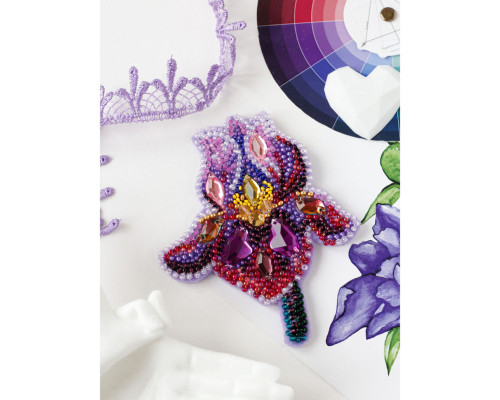 Набір для вишивання бісером "Аметистовий ірис" AD-200 на натуральному полотні