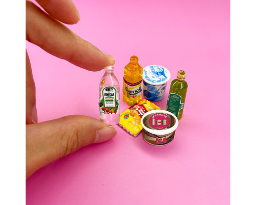 Игровой набор с сюрпризом Пикник Mini World 2305003 со стикерами