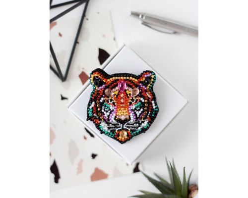 Набір для вишивання бісером прикраси "Тигр" AD-210 на натуральному полотні