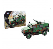 Конструктор "Бронетранспортер Dingo"  XB-06055 670 деталей