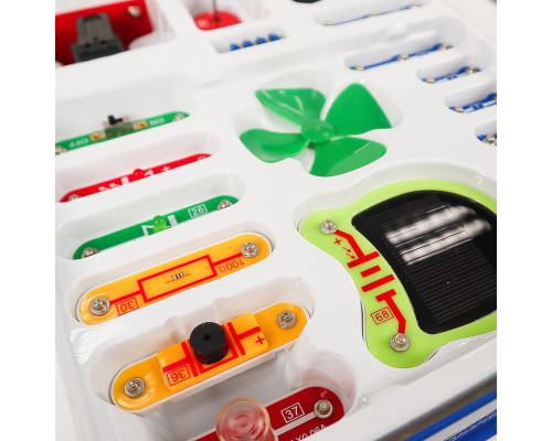 Электронный конструктор "Альтернативная энергия" DOKA D70711, 50 схем