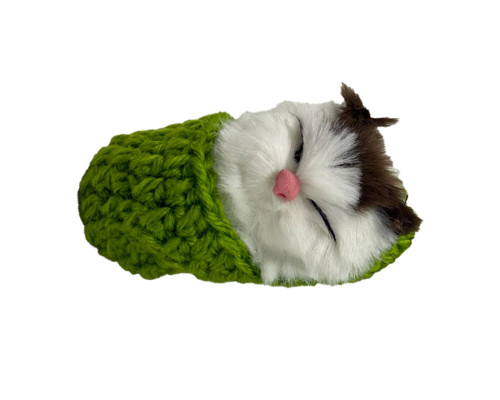 Дитячий антистрес "Котик спить у в'язаній тапочці" MM418(Green)