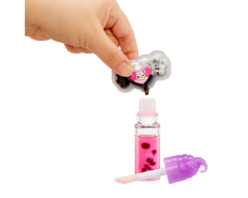 Детский игровой набор с куклой "Астрид Старс" YUMMILAND 545859 с блеском для губ