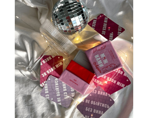 Игра настольная Между нами Девочками MemoGames 0010MG на украинском языке