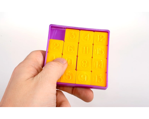 Пятнашки S190